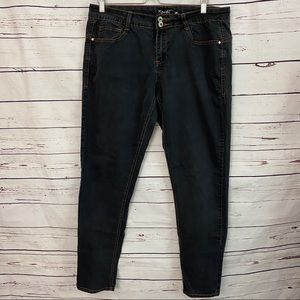 Karen T. Dark Wash Jeans Size 14